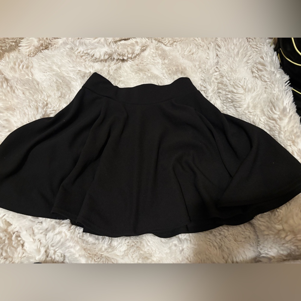 Flared Wavy Skirt